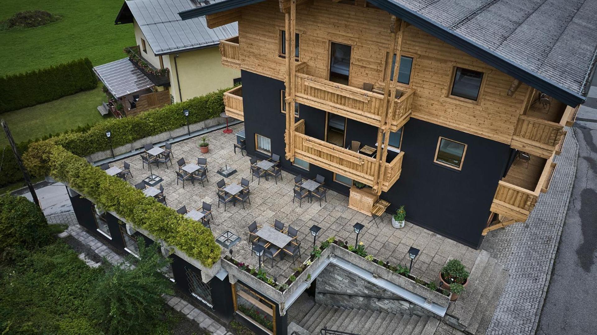 Platzhirsch Rooms - B&B - Self Check-In Piesendorf Bagian luar foto