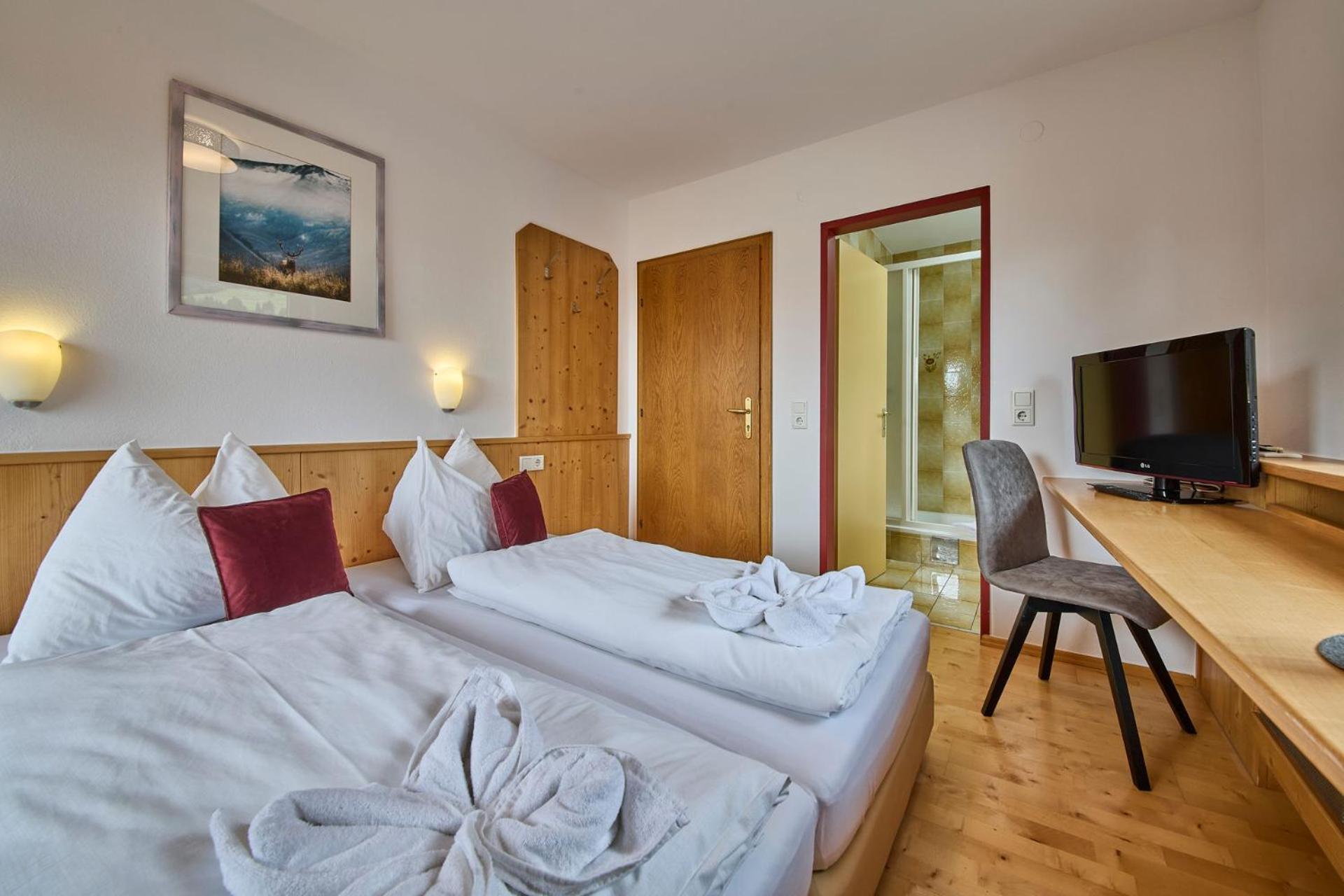 Platzhirsch Rooms - B&B - Self Check-In Piesendorf Bagian luar foto