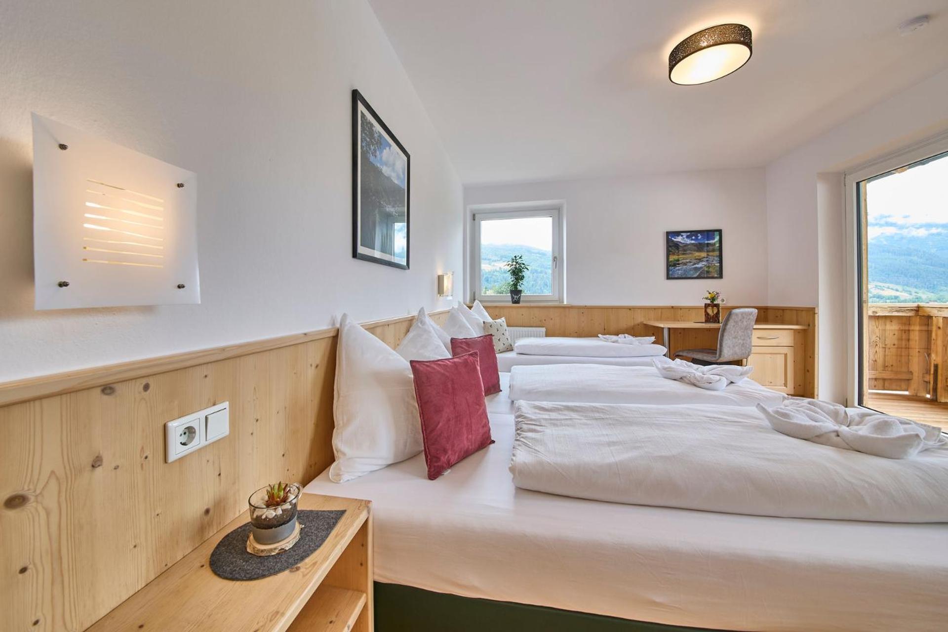 Platzhirsch Rooms - B&B - Self Check-In Piesendorf Bagian luar foto