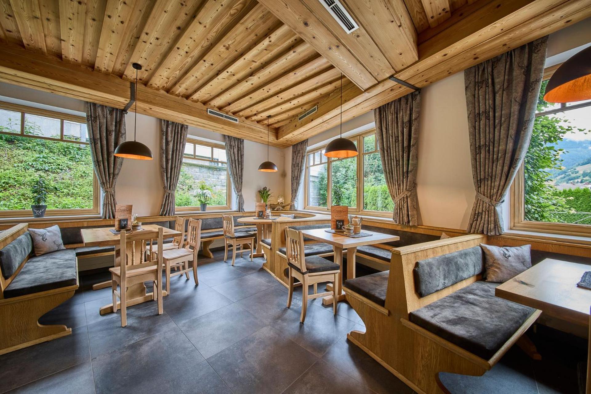 Platzhirsch Rooms - B&B - Self Check-In Piesendorf Bagian luar foto