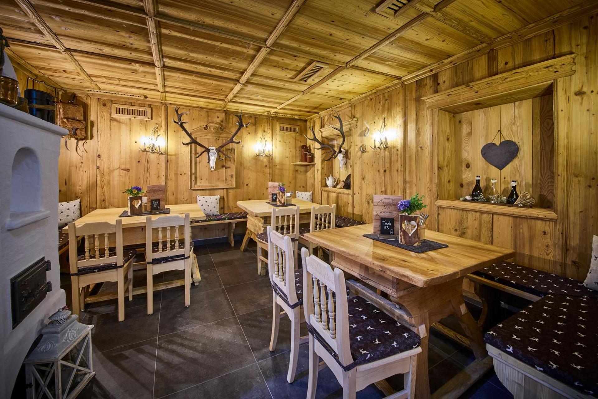 Platzhirsch Rooms - B&B - Self Check-In Piesendorf Bagian luar foto