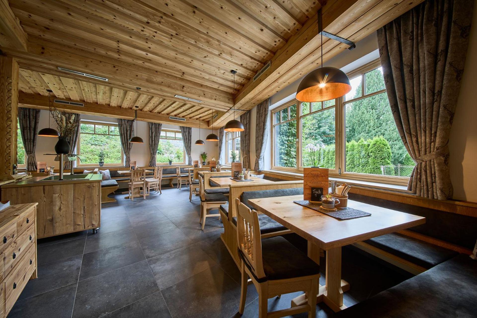 Platzhirsch Rooms - B&B - Self Check-In Piesendorf Bagian luar foto