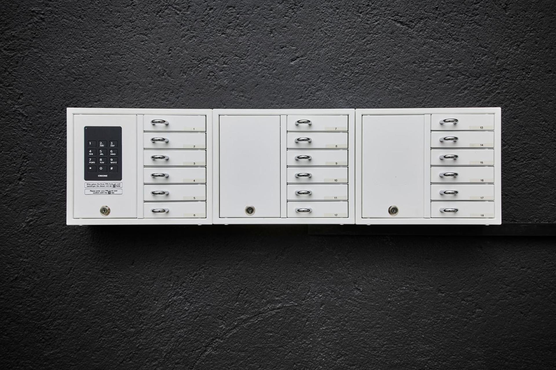 Platzhirsch Rooms - B&B - Self Check-In Piesendorf Bagian luar foto