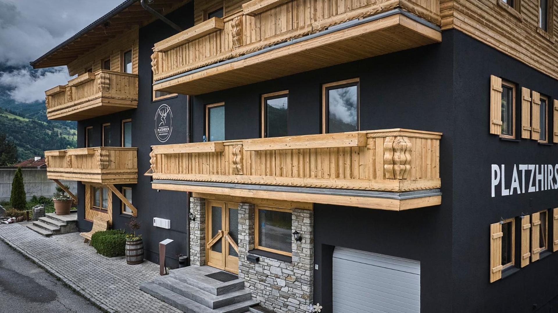 Platzhirsch Rooms - B&B - Self Check-In Piesendorf Bagian luar foto