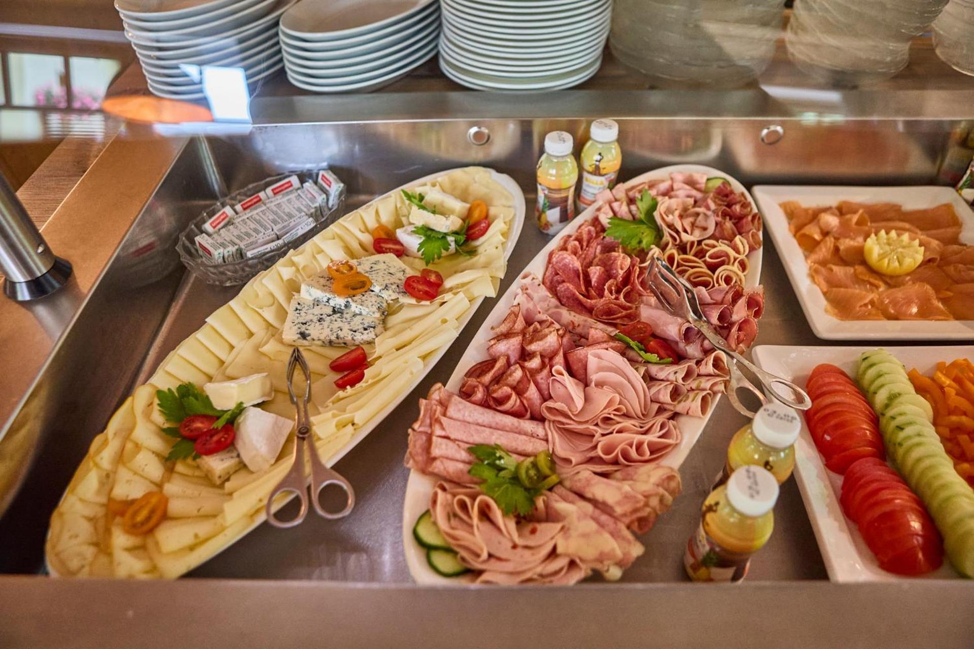 Platzhirsch Rooms - B&B - Self Check-In Piesendorf Bagian luar foto