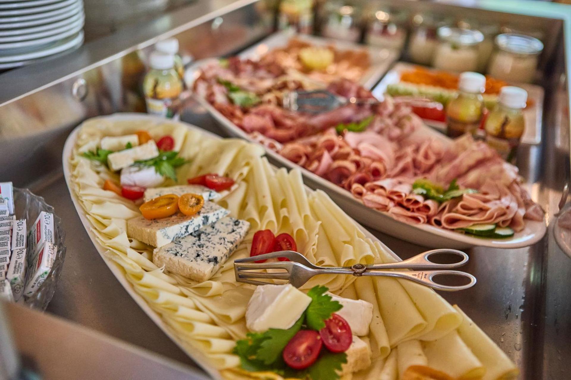 Platzhirsch Rooms - B&B - Self Check-In Piesendorf Bagian luar foto